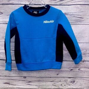 New Nike Air Boy Long-Sleeve Crewneck Sweatshirt Size 2t
